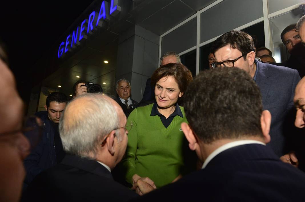 Almanya ziyaretini yarıda kesen Kemal Kılıçdaroğlu Saraçhane'de: Hüzün bize yakışmaz 1